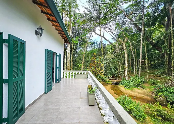 Casa Com Piscina A 500M Da Praia Brava - Ubatuba
