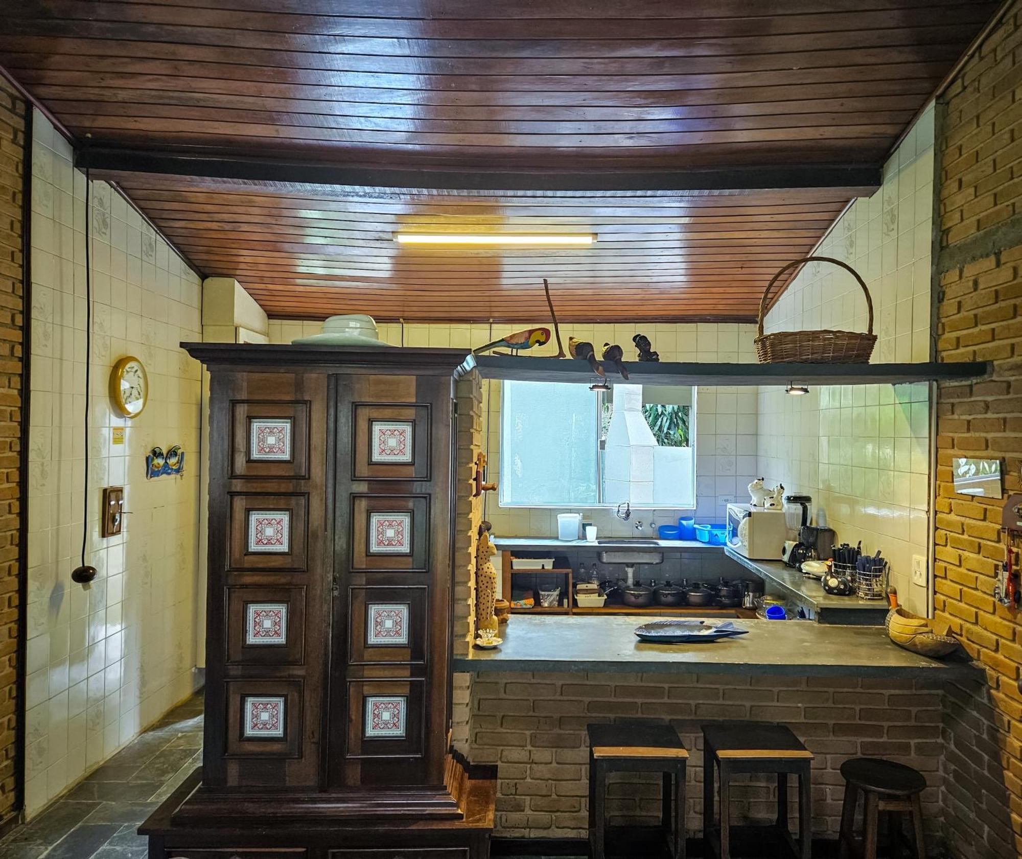 Casa Com Piscina A 500m Da Brava - Casa de férias